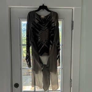 Laura Siegel luxury blouse size Small NWT